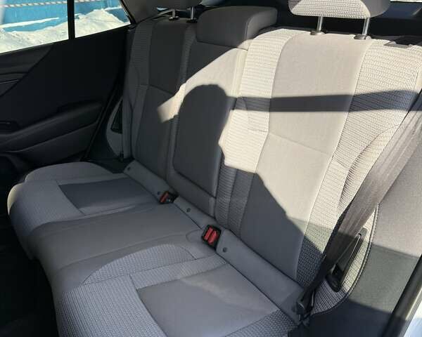 Білий Субару Аутбек, об'ємом двигуна 2.5 л та пробігом 40 тис. км за 20900 $, фото 25 на Automoto.ua