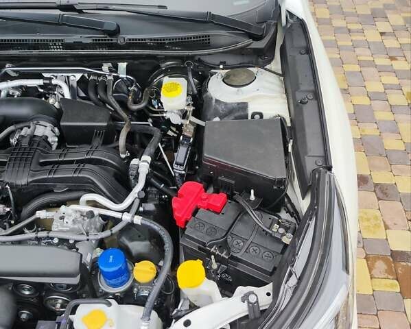 Білий Субару Аутбек, об'ємом двигуна 2.5 л та пробігом 14 тис. км за 20300 $, фото 11 на Automoto.ua