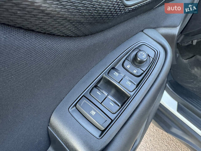 Білий Субару Аутбек, об'ємом двигуна 2.5 л та пробігом 40 тис. км за 19900 $, фото 19 на Automoto.ua