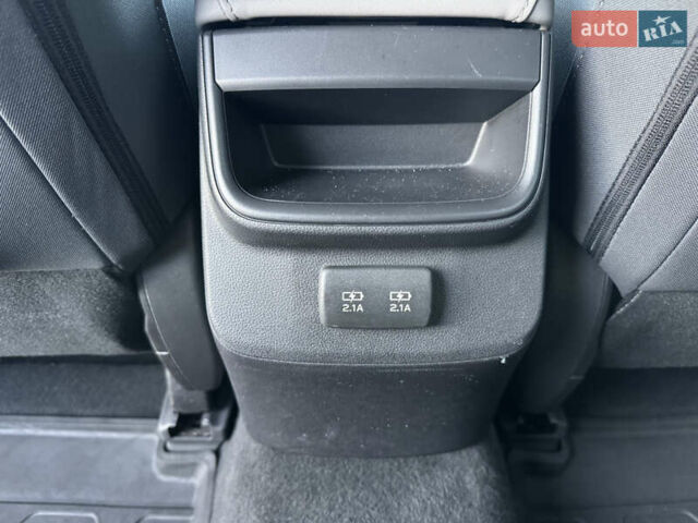 Білий Субару Аутбек, об'ємом двигуна 2.5 л та пробігом 40 тис. км за 19900 $, фото 14 на Automoto.ua