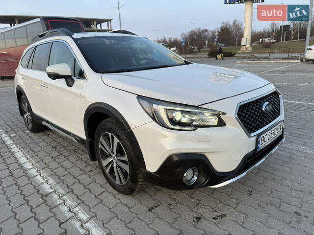 Білий Субару Аутбек, об'ємом двигуна 2.5 л та пробігом 228 тис. км за 20000 $, фото 1 на Automoto.ua