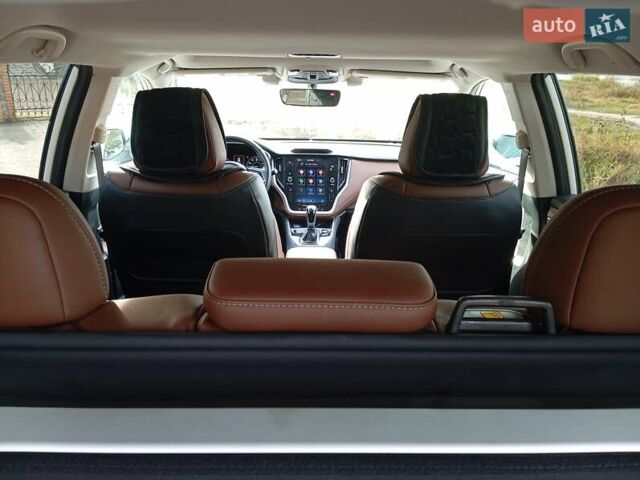 Белый Субару Аутбек, объемом двигателя 2.39 л и пробегом 126 тыс. км за 27600 $, фото 24 на Automoto.ua