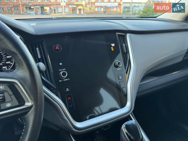 Білий Субару Аутбек, об'ємом двигуна 2.5 л та пробігом 40 тис. км за 19900 $, фото 22 на Automoto.ua