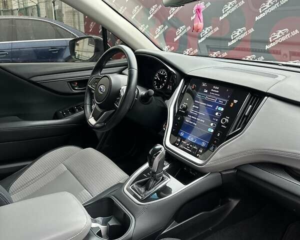 Білий Субару Аутбек, об'ємом двигуна 2.5 л та пробігом 40 тис. км за 21900 $, фото 40 на Automoto.ua