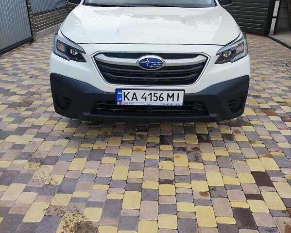 Білий Субару Аутбек, об'ємом двигуна 2.5 л та пробігом 14 тис. км за 20300 $, фото 6 на Automoto.ua