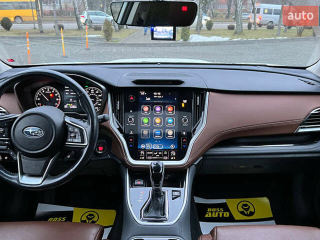 Белый Субару Аутбек, объемом двигателя 2.39 л и пробегом 88 тыс. км за 32900 $, фото 12 на Automoto.ua