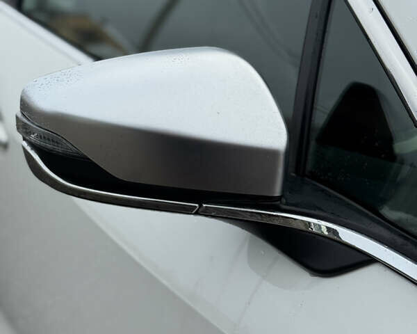 Білий Субару Аутбек, об'ємом двигуна 2.39 л та пробігом 88 тис. км за 32000 $, фото 19 на Automoto.ua