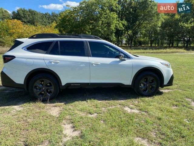 Белый Субару Аутбек, объемом двигателя 2.39 л и пробегом 36 тыс. км за 23300 $, фото 16 на Automoto.ua