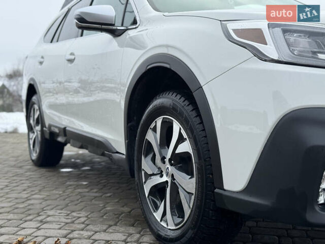 Білий Субару Аутбек, об'ємом двигуна 2.39 л та пробігом 88 тис. км за 32000 $, фото 9 на Automoto.ua