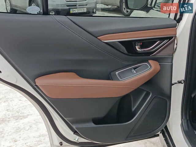 Білий Субару Аутбек, об'ємом двигуна 2.4 л та пробігом 88 тис. км за 27690 $, фото 37 на Automoto.ua