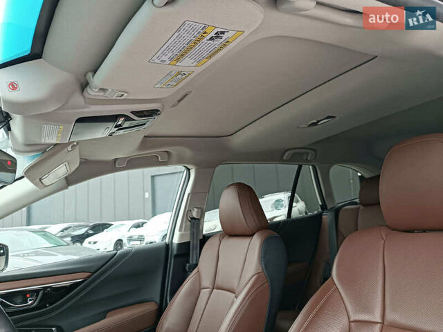 Білий Субару Аутбек, об'ємом двигуна 2.4 л та пробігом 88 тис. км за 27690 $, фото 26 на Automoto.ua