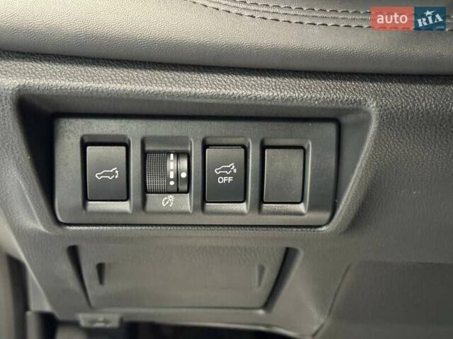 Білий Субару Аутбек, об'ємом двигуна 2.39 л та пробігом 75 тис. км за 29900 $, фото 19 на Automoto.ua