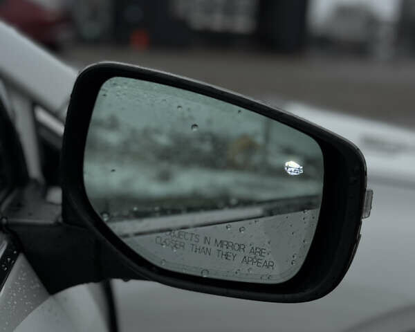 Білий Субару Аутбек, об'ємом двигуна 2.39 л та пробігом 88 тис. км за 32000 $, фото 17 на Automoto.ua