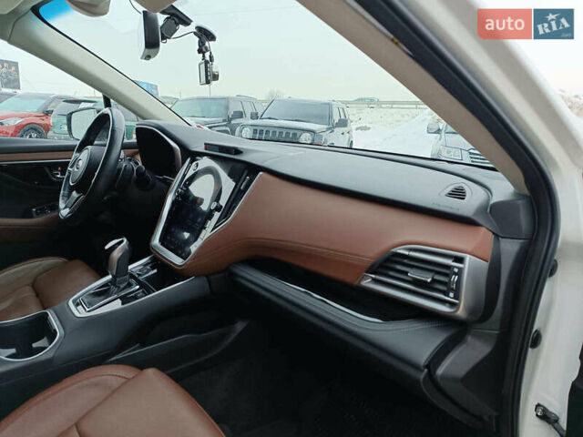 Білий Субару Аутбек, об'ємом двигуна 2.4 л та пробігом 88 тис. км за 27690 $, фото 46 на Automoto.ua