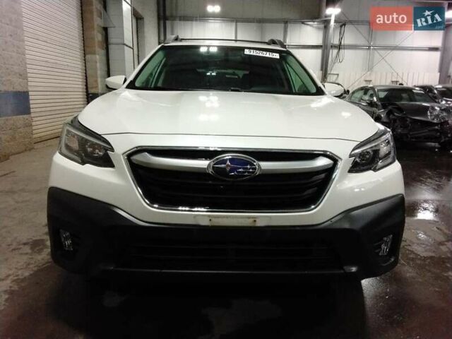 Білий Субару Аутбек, об'ємом двигуна 2.5 л та пробігом 117 тис. км за 5000 $, фото 4 на Automoto.ua