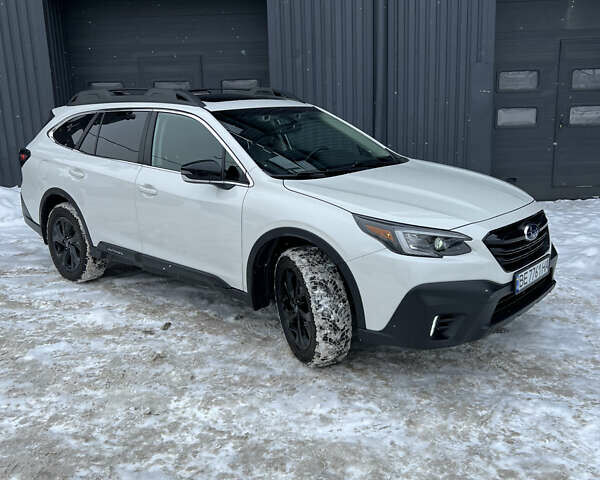 Білий Субару Аутбек, об'ємом двигуна 2.39 л та пробігом 47 тис. км за 27500 $, фото 4 на Automoto.ua