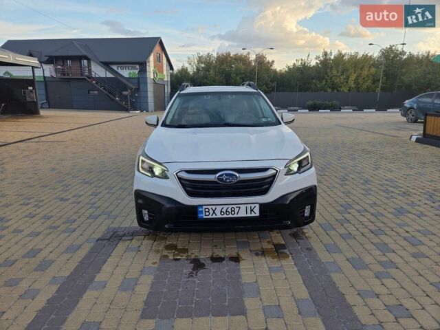 Белый Субару Аутбек, объемом двигателя 2.5 л и пробегом 80 тыс. км за 21200 $, фото 7 на Automoto.ua