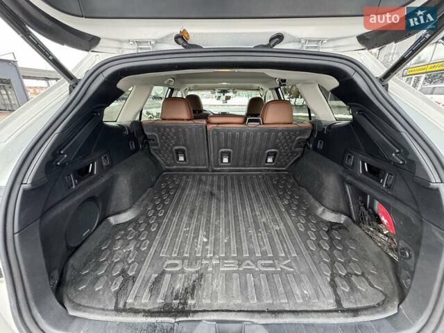 Білий Субару Аутбек, об'ємом двигуна 2.39 л та пробігом 88 тис. км за 32000 $, фото 38 на Automoto.ua