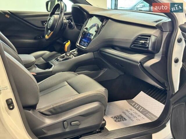 Білий Субару Аутбек, об'ємом двигуна 2.39 л та пробігом 75 тис. км за 29900 $, фото 35 на Automoto.ua