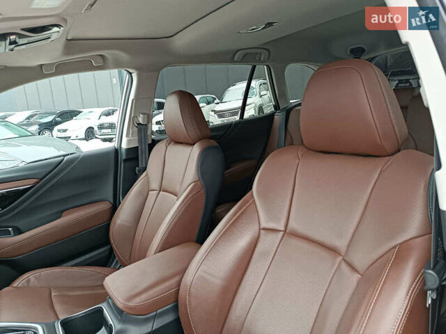 Білий Субару Аутбек, об'ємом двигуна 2.4 л та пробігом 88 тис. км за 27690 $, фото 25 на Automoto.ua