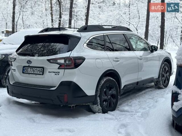 Білий Субару Аутбек, об'ємом двигуна 2.39 л та пробігом 47 тис. км за 27500 $, фото 29 на Automoto.ua