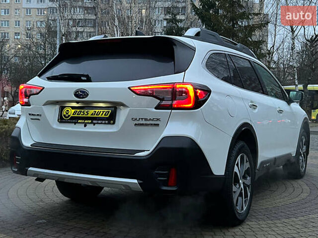 Белый Субару Аутбек, объемом двигателя 2.39 л и пробегом 88 тыс. км за 32900 $, фото 6 на Automoto.ua