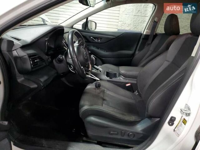 Білий Субару Аутбек, об'ємом двигуна 2.5 л та пробігом 117 тис. км за 5000 $, фото 6 на Automoto.ua