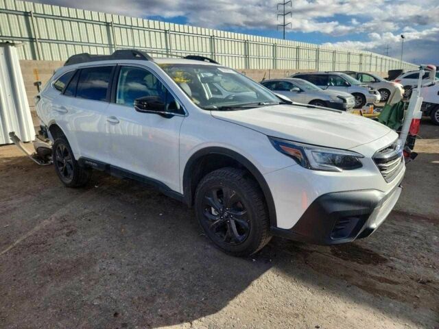 Белый Субару Аутбек, объемом двигателя 2.5 л и пробегом 48 тыс. км за 6500 $, фото 3 на Automoto.ua