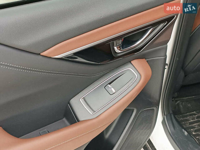 Білий Субару Аутбек, об'ємом двигуна 2.4 л та пробігом 88 тис. км за 27690 $, фото 38 на Automoto.ua