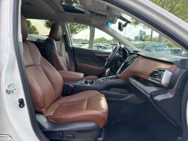 Білий Субару Аутбек, об'ємом двигуна 2.5 л та пробігом 27 тис. км за 19300 $, фото 6 на Automoto.ua