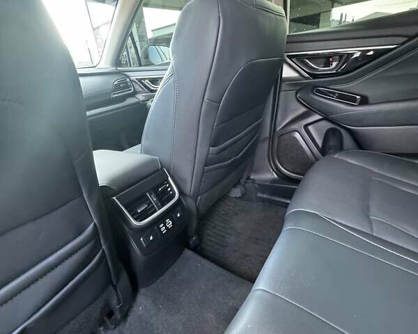 Белый Субару Аутбек, объемом двигателя 2.5 л и пробегом 40 тыс. км за 24500 $, фото 9 на Automoto.ua