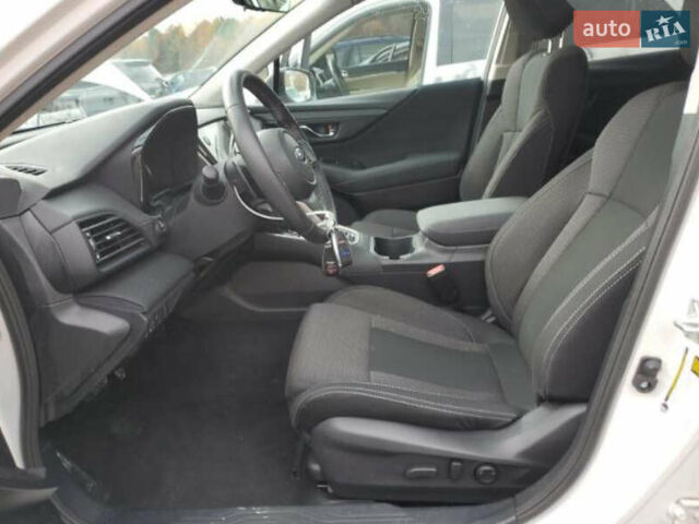 Білий Субару Аутбек, об'ємом двигуна 2.5 л та пробігом 41 тис. км за 8300 $, фото 6 на Automoto.ua