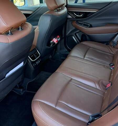 Белый Субару Аутбек, объемом двигателя 2.39 л и пробегом 80 тыс. км за 29000 $, фото 12 на Automoto.ua