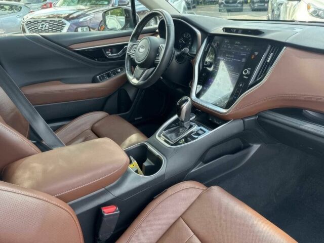 Білий Субару Аутбек, об'ємом двигуна 2.5 л та пробігом 27 тис. км за 19300 $, фото 7 на Automoto.ua