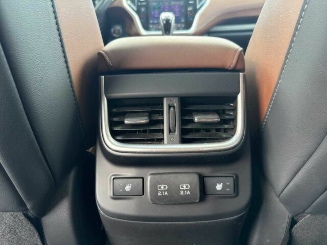 Білий Субару Аутбек, об'ємом двигуна 2.5 л та пробігом 27 тис. км за 19300 $, фото 12 на Automoto.ua