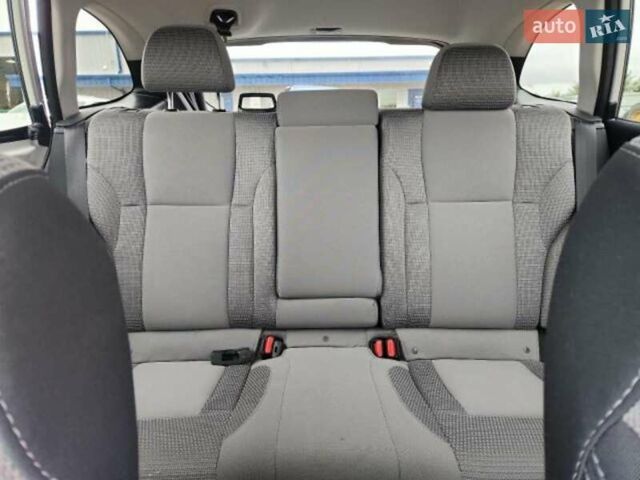 Білий Субару Аутбек, об'ємом двигуна 2.5 л та пробігом 73 тис. км за 15600 $, фото 9 на Automoto.ua