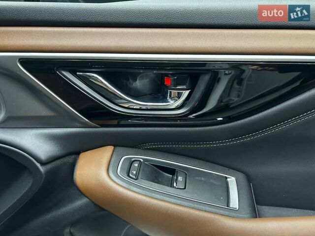 Білий Субару Аутбек, об'ємом двигуна 2.39 л та пробігом 82 тис. км за 29000 $, фото 21 на Automoto.ua