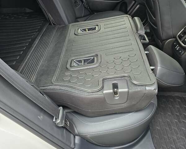 Белый Субару Аутбек, объемом двигателя 2.4 л и пробегом 33 тыс. км за 33500 $, фото 16 на Automoto.ua