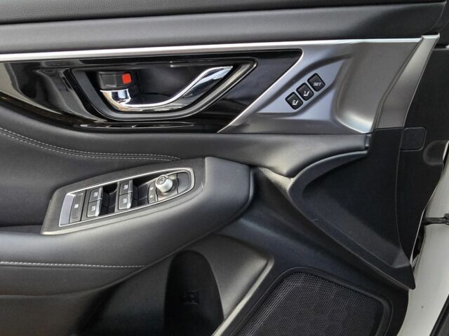 Белый Субару Аутбек, объемом двигателя 2.4 л и пробегом 33 тыс. км за 33500 $, фото 7 на Automoto.ua