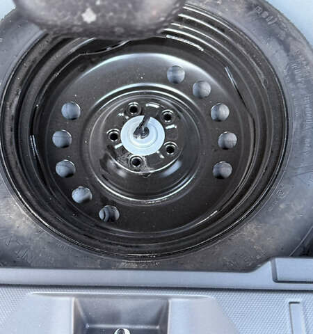 Білий Субару Аутбек, об'ємом двигуна 2.39 л та пробігом 7 тис. км за 31500 $, фото 13 на Automoto.ua