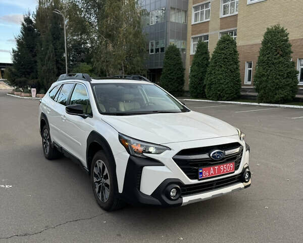 Білий Субару Аутбек, об'ємом двигуна 2.39 л та пробігом 17 тис. км за 29999 $, фото 2 на Automoto.ua