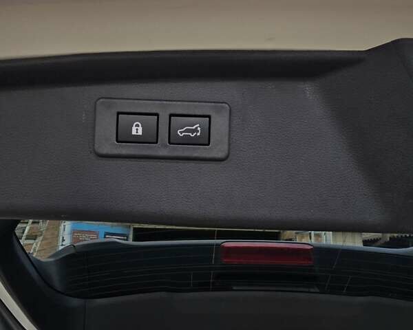 Белый Субару Аутбек, объемом двигателя 2.4 л и пробегом 33 тыс. км за 33500 $, фото 20 на Automoto.ua