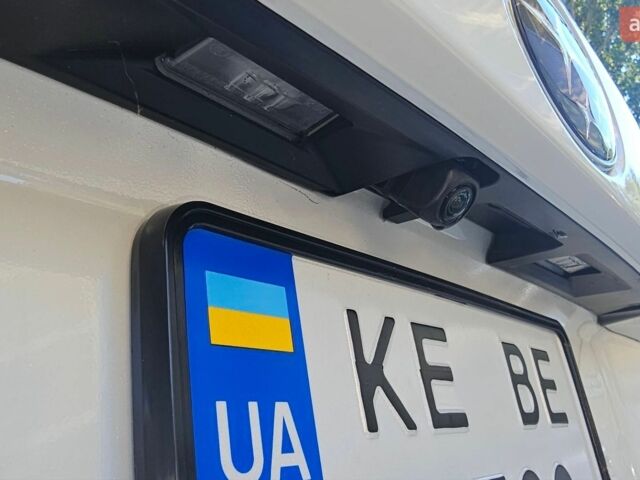 Белый Субару Аутбек, объемом двигателя 2.4 л и пробегом 90 тыс. км за 27500 $, фото 2 на Automoto.ua
