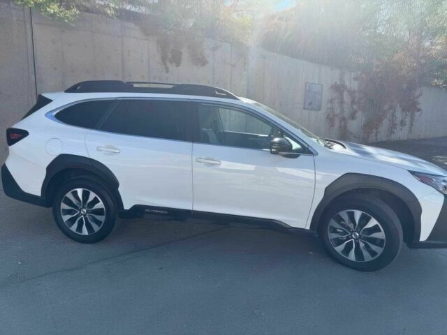 Субару Аутбек 2023 у Житомирі на Automoto.ua Білий Субару Аутбек, об'ємом двигуна 2.5 л та пробігом 23 тис. км за 22300 $, фото 7 на Automoto.ua