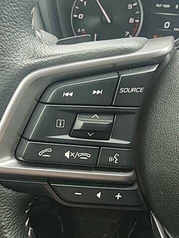 Білий Субару Аутбек, об'ємом двигуна 2.5 л та пробігом 39 тис. км за 26600 $, фото 8 на Automoto.ua