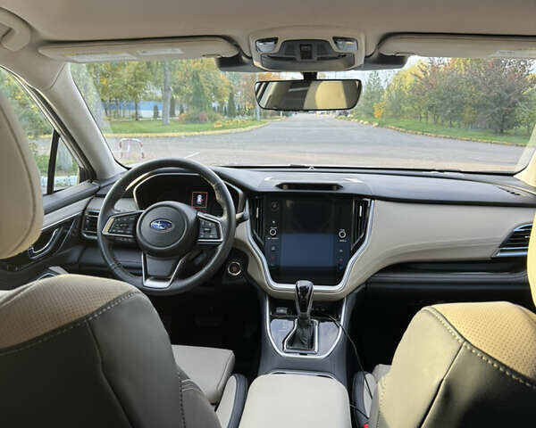 Білий Субару Аутбек, об'ємом двигуна 2.39 л та пробігом 17 тис. км за 29999 $, фото 14 на Automoto.ua