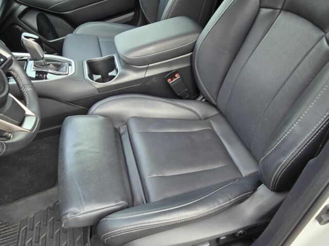 Белый Субару Аутбек, объемом двигателя 2.4 л и пробегом 33 тыс. км за 33500 $, фото 10 на Automoto.ua