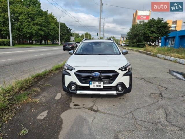 Білий Субару Аутбек, об'ємом двигуна 2.4 л та пробігом 90 тис. км за 27500 $, фото 23 на Automoto.ua