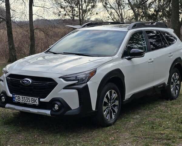 Белый Субару Аутбек, объемом двигателя 2.4 л и пробегом 33 тыс. км за 33000 $, фото 3 на Automoto.ua