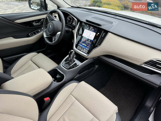 Белый Субару Аутбек, объемом двигателя 2.5 л и пробегом 7 тыс. км за 28800 $, фото 9 на Automoto.ua